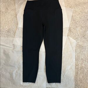RBX black capri Leggings with side pockets